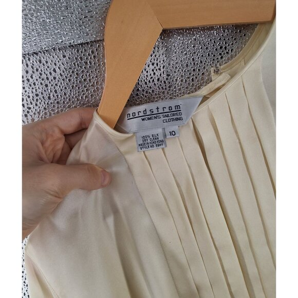 Nordstrom 100% Silk Ivory Blouse Gold Button Pleated Front Size 10 - Picture 5 of 6